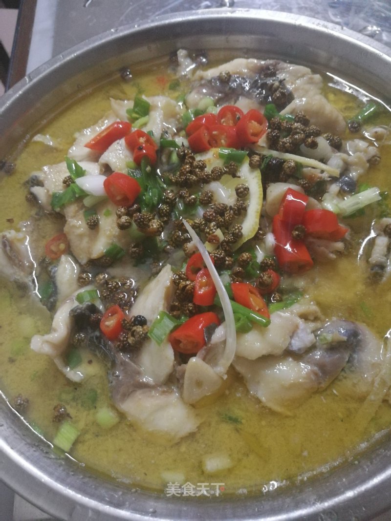 Pickled Cabbage Fish in Golden Soup recipe