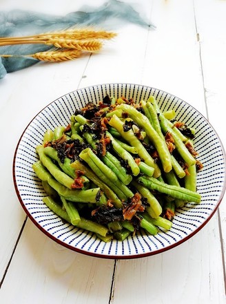 Stir-fried Beans with Plum Dried Vegetables recipe