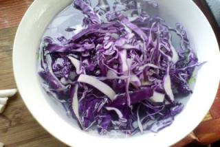 Beauty Side Dish-purple Cabbage Salad recipe