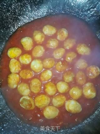 Tiger Skin Quail Eggs in Tomato Sauce recipe