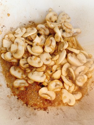 Stir-fried Mushroom Rape recipe