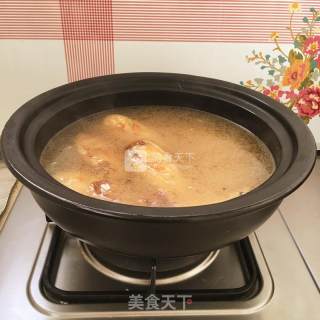 Fungus and Yam Chicken Wing Soup recipe