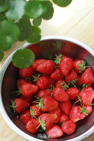 Dongling Magic Cloud Smart Bread Machine-strawberry Jam recipe