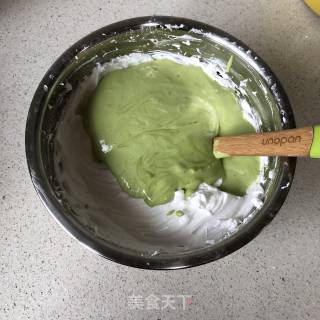 Spinach Chiffon Cake recipe
