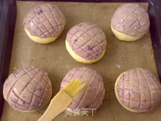 Purple Sweet Potato Pineapple Bun recipe