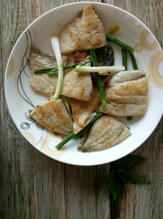 Pan-fried Jinchang Fish Meat