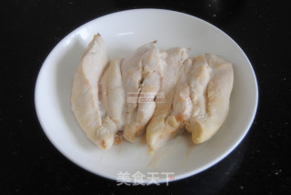 Shredded Chicken with Perilla recipe