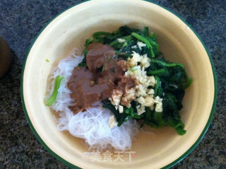 Peanut Tahini with Spinach recipe