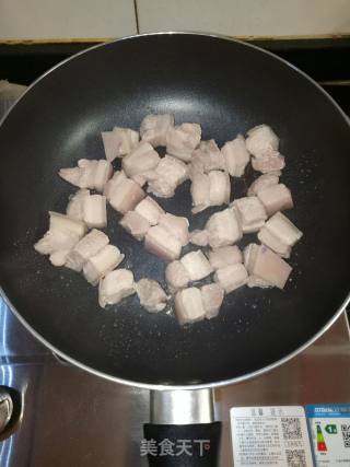 Braised Pork with Taro recipe