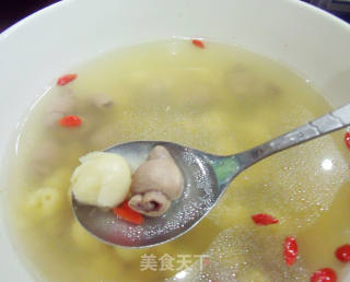 Small Intestine Lotus Seed Soup recipe