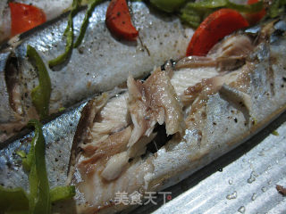 Grilled Saury with Seasonal Vegetables and Salt recipe