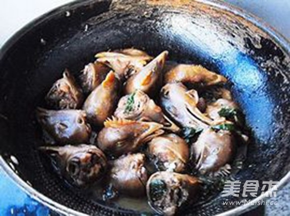 Braised Chicken Head recipe