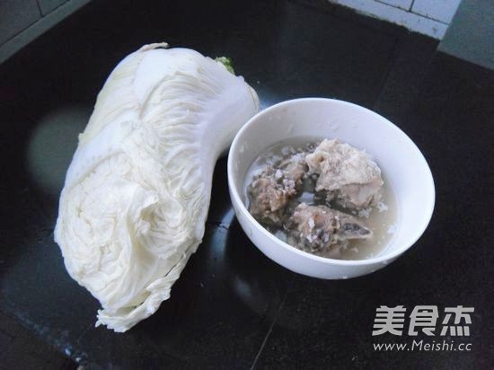 Stewed Cabbage with Spine recipe