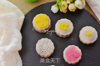 [snowy Mooncakes] No Oven Required, Delicious and Easy to Make recipe