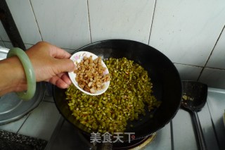 Fried Diced Pork with Capers recipe