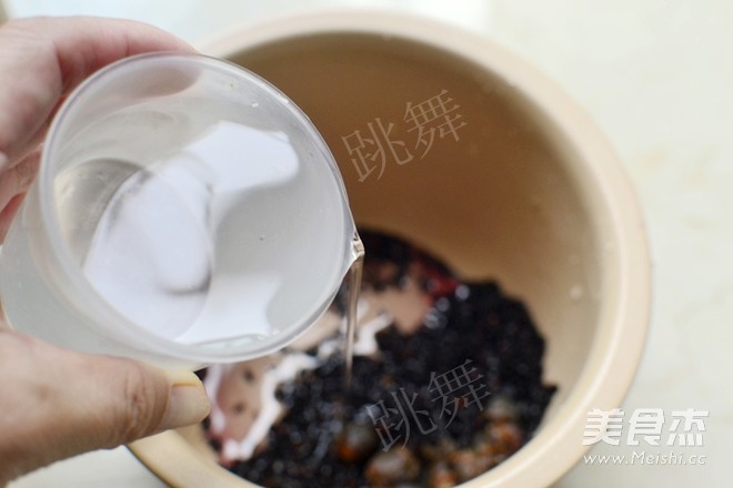 Purple Rice Longan Congee recipe