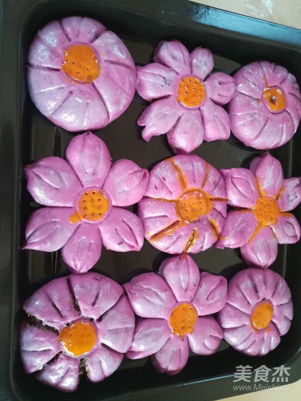 Lotus Purple Sweet Potato Bread recipe