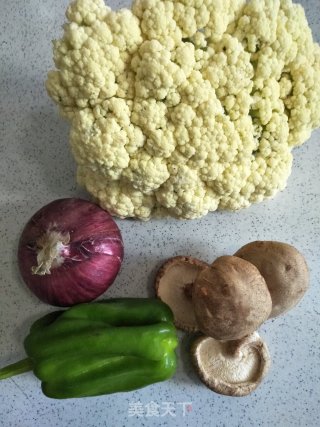 Stir-fried Organic Cauliflower with Green Onion recipe