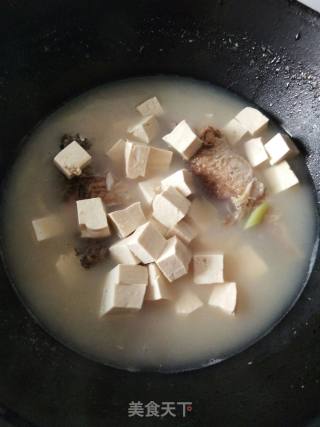 Crucian Tofu Soup recipe