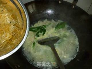 Pleurotus Eryngii and Silver Fish Egg Soup recipe