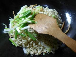 Stir-fried Corrugated Noodles recipe