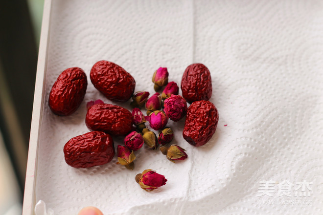 Rose Red Date Tea recipe