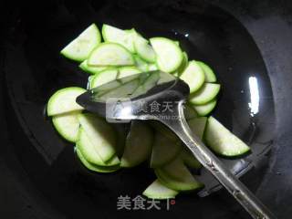 Beef and Zucchini Boiled Rice Cake recipe