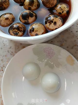 Marinated Quail Eggs recipe