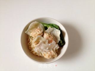 Cantonese Ace Wonton Noodles with Shrimp recipe