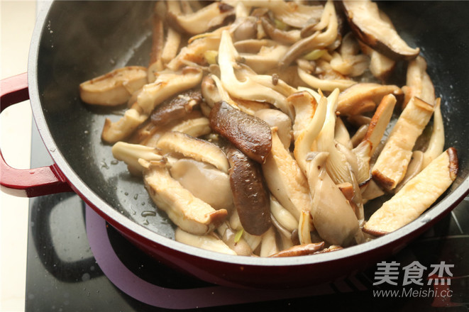 Mushroom Tofu Pot recipe