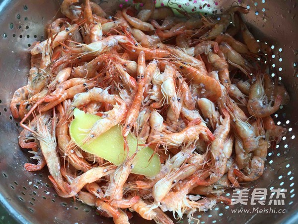 Three Shrimp Noodles recipe