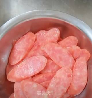 Stir-fried Sausage with Celery recipe
