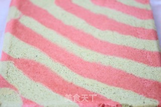 Two-color Blueberry Jam Cake Roll recipe