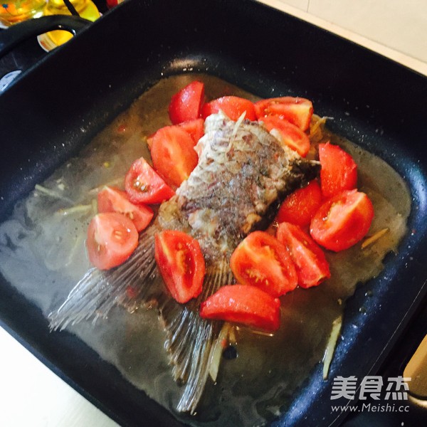 Braised Fish Tail with Tomato recipe