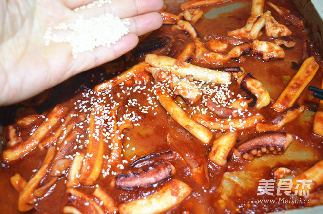 Grilled Squid with Pizza Sauce recipe
