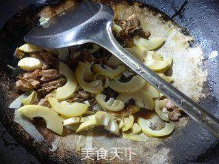 Stir-fried Leishan with Prunes and Vegetables recipe