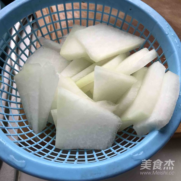 Duck Claw and Winter Melon Soup recipe