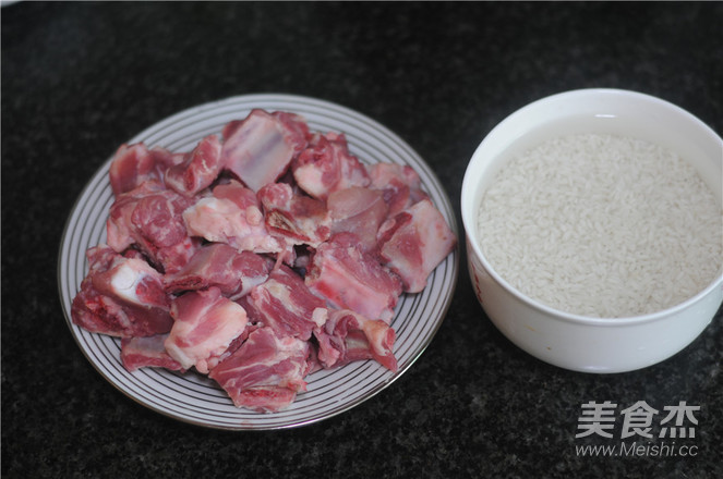 Steamed Ribs with Glutinous Rice recipe