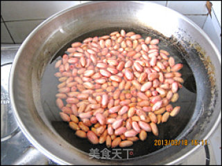 Peanuts with A Small Cold Dish with Wine recipe