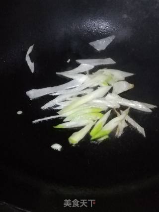 Fried Yuba with Radish recipe