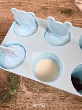 Homemade Milk Red Bean Popsicles recipe