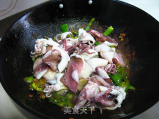 Stir-fried Green Peppers with Piguan Fish Sauce recipe