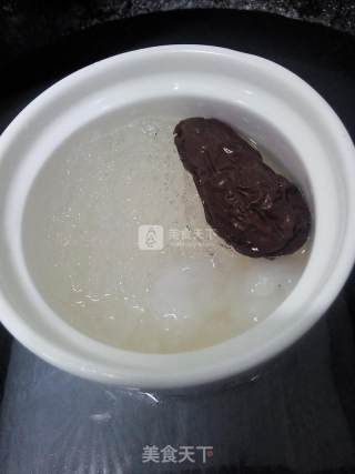 Snow Swallow Hashima and Red Date Soup recipe