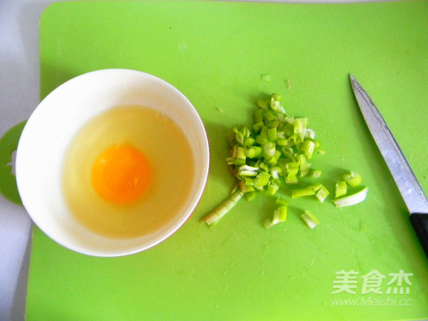 Egg-flavored Fruit Fried Rice recipe