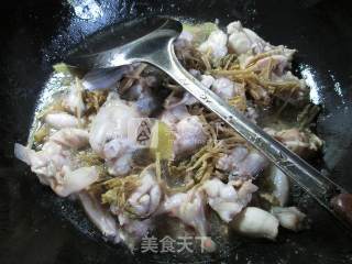 Boiled Bullfrog with Bamboo Shoots and Dried Vegetables recipe