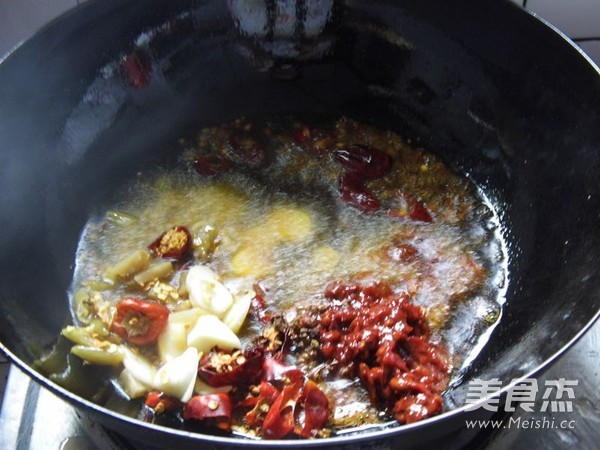 Chongqing Qianjiang Chicken Miscellaneous recipe