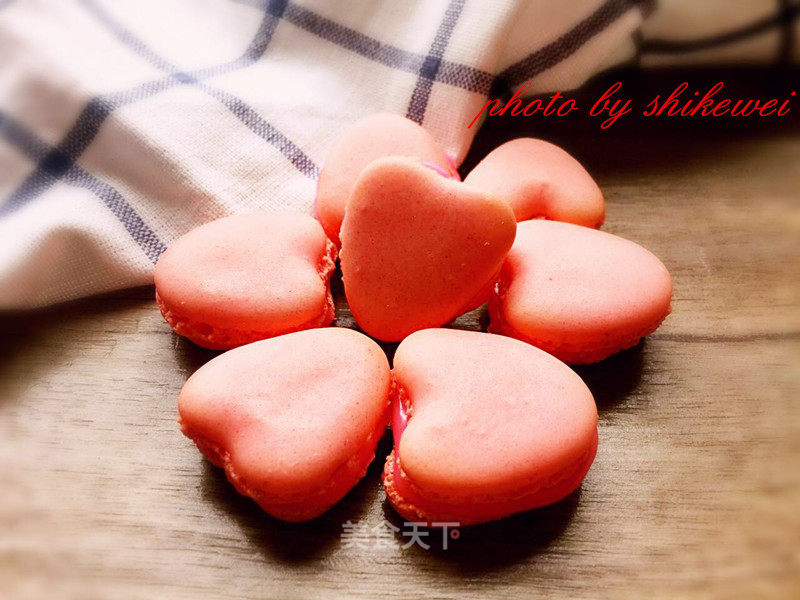 Heart-shaped Macarons recipe