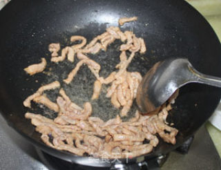 Stir-fried Green Pepper with Shredded Pork recipe
