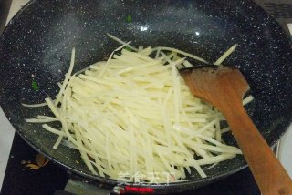 Hot and Sour Potato Shreds recipe