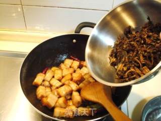 Home Cooking "roast Pork with Dried Plums and Vegetables" recipe